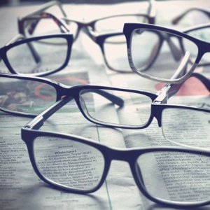 glasses-4892557_640